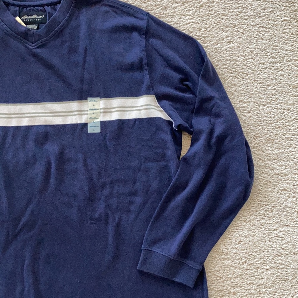 Men’s Eddie Bauer Long Sleeve V Neck Shirt - Picture 3 of 5